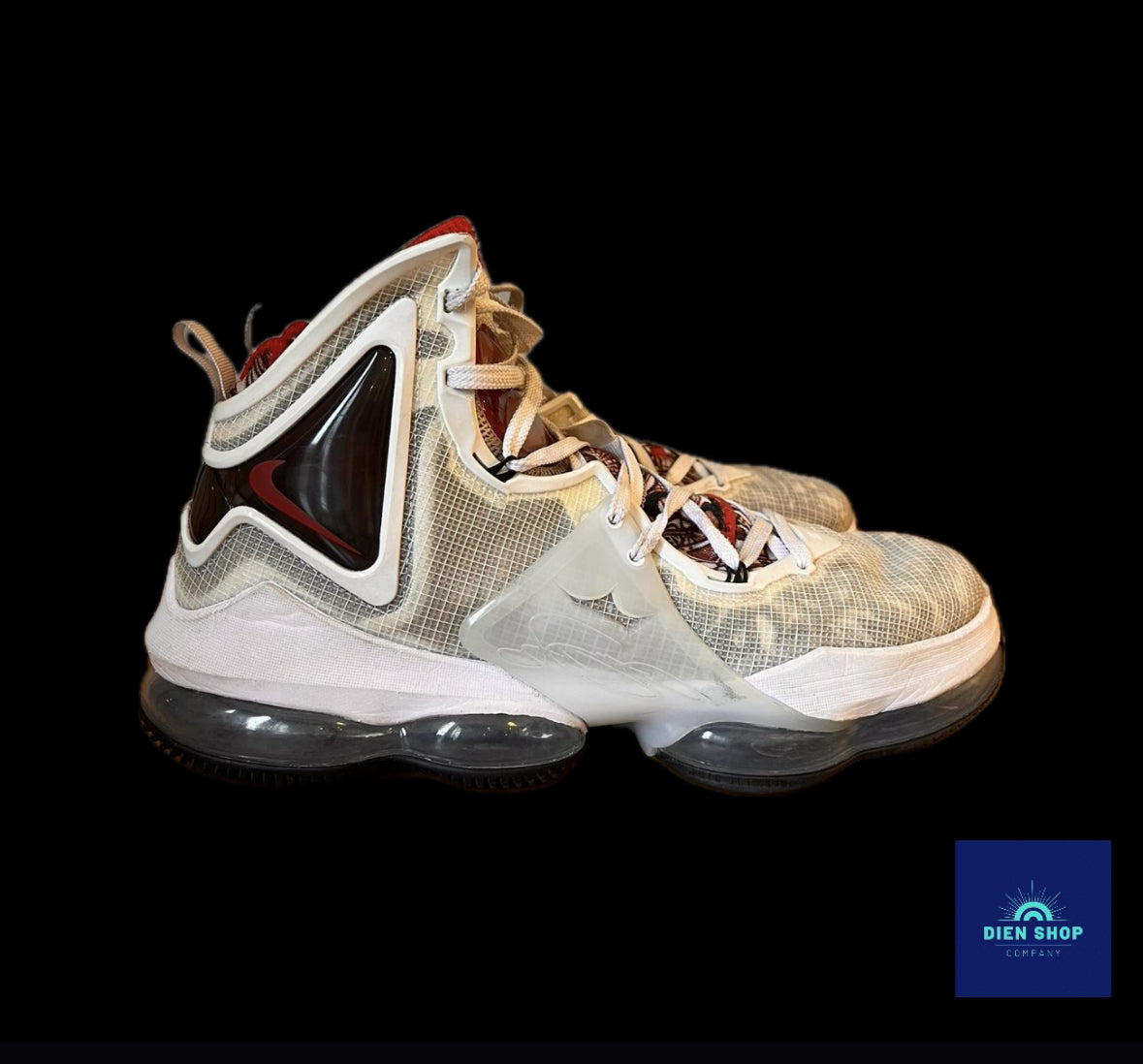 Nike LeBron 19
Sketch