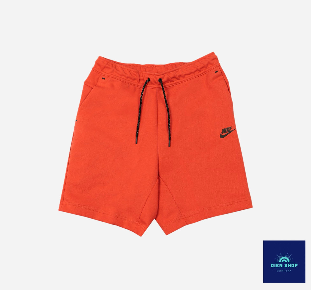 Nike Sportswear Tech Fleece Shorts
Red