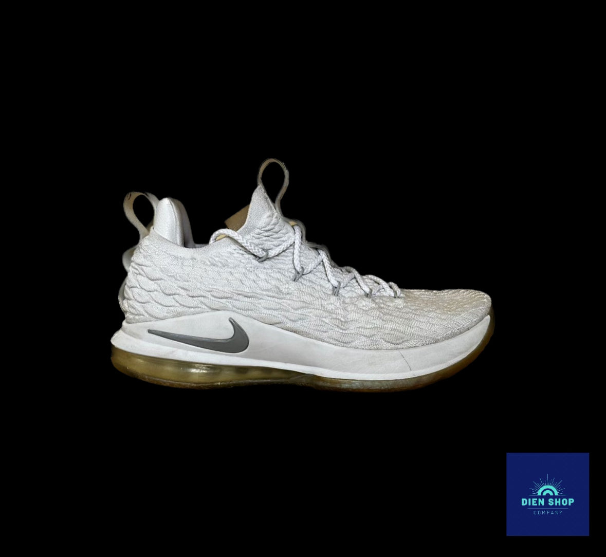Nike LeBron 15 Low White Metallic Silver