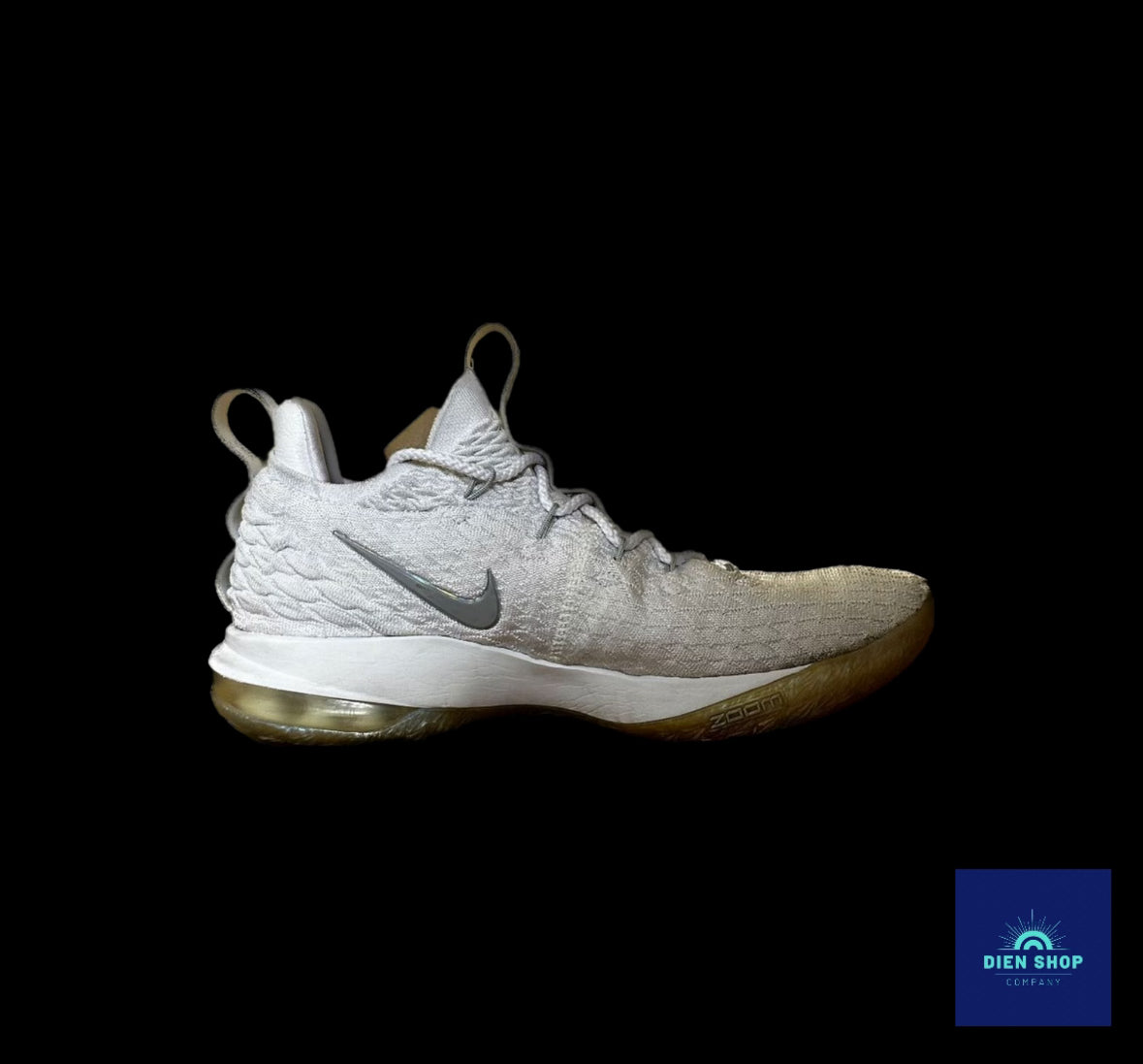Nike LeBron 15 Low White Metallic Silver